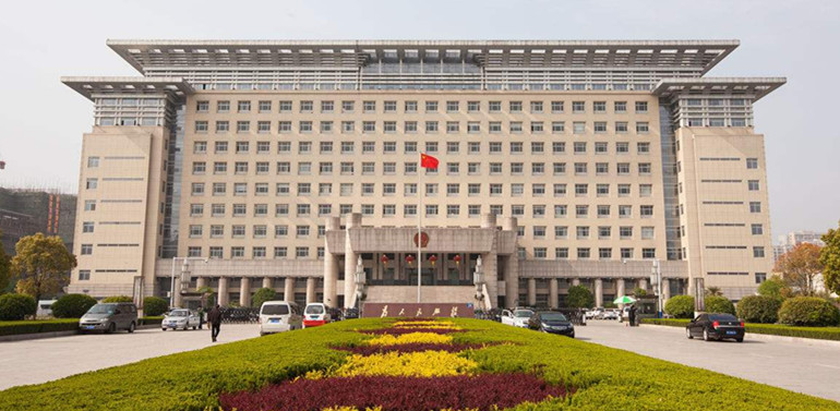 構(gòu)建現(xiàn)代化的應(yīng)用，優(yōu)化IT資源